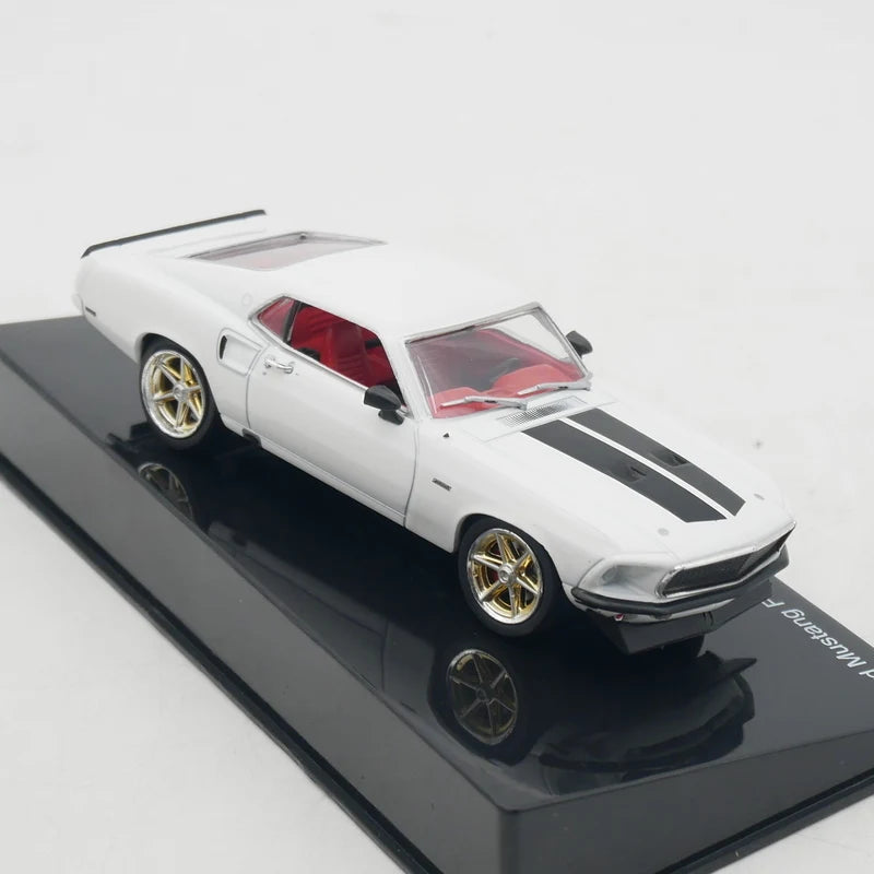 Diecast IXO 1:43 Scale Ford Mustang Fastback Movie Car Alloy Car Model Collectible Toy Gift Souvenir Display Ornament