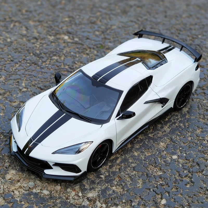 Maisto 1:18 2020 Chevrolet Corvette C8