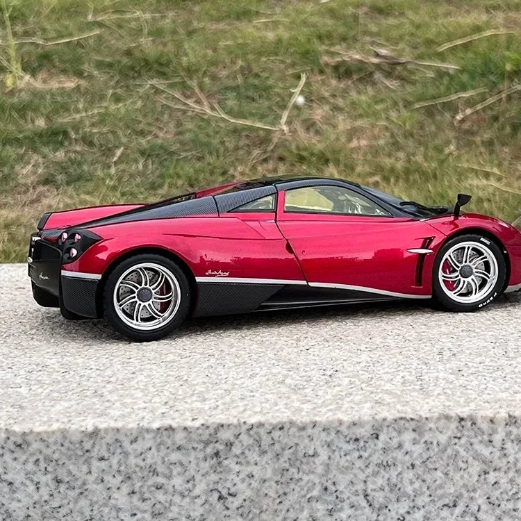 1/18 Pagani Huayra Roadster Supercar