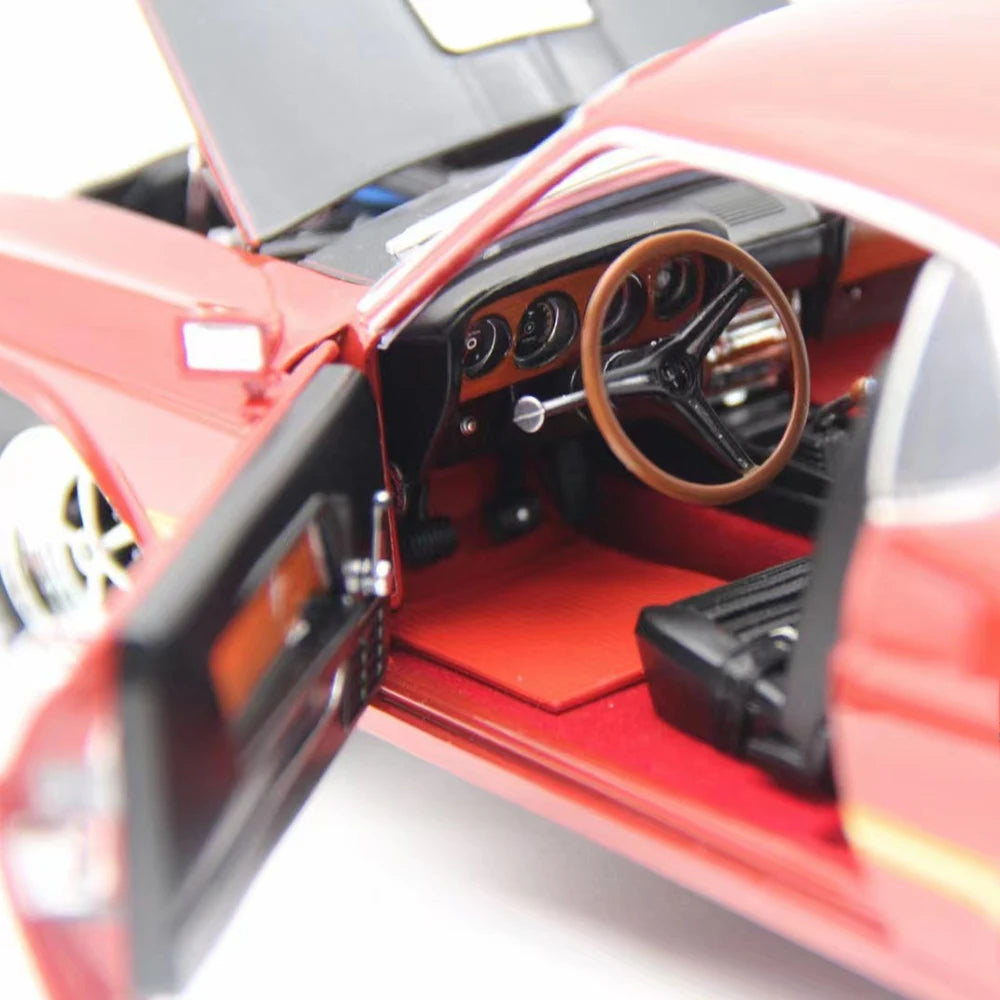 Metal Toy Car Model 1:18 Scale 1969 Ford Mustang Mach 1