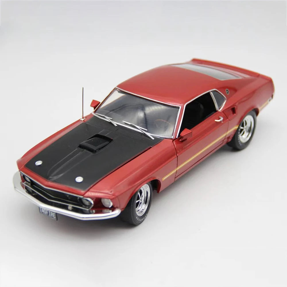 Metal Toy Car Model 1:18 Scale 1969 Ford Mustang Mach 1