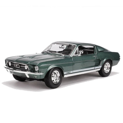 Mastio 1:18 Alloy Classic Car 1967 GTA Fastback