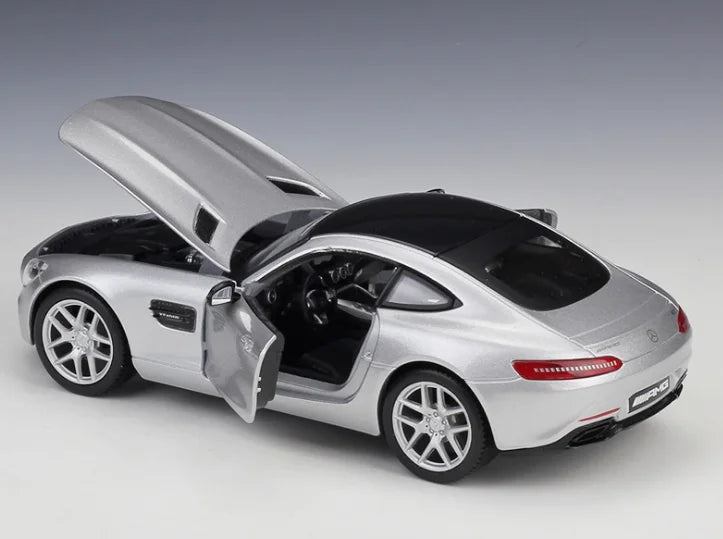 Mastio AMG GT 1:24  Diecast Sports Car
