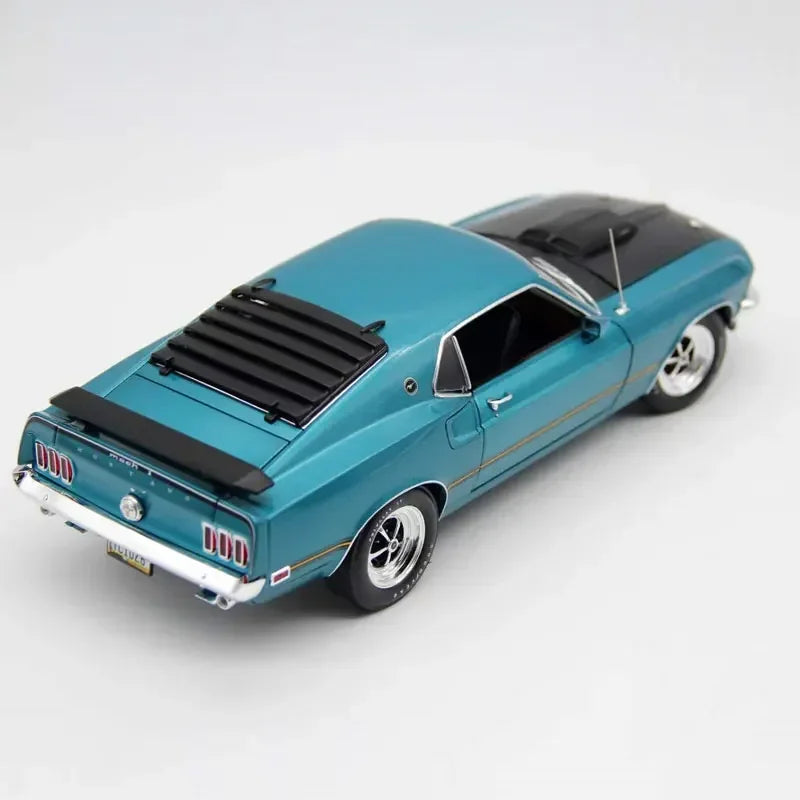 Metal Toy Car Model 1:18 Scale 1969 Ford Mustang Mach 1