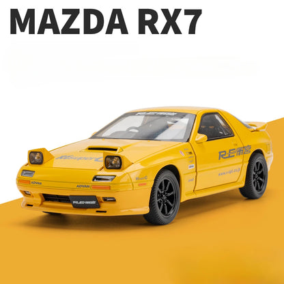 1:24 Initial D RX7-FC Street Car Model Miniature Toys Diecast Metal Shock Absorption Supercar Models Toys for Children Gifts