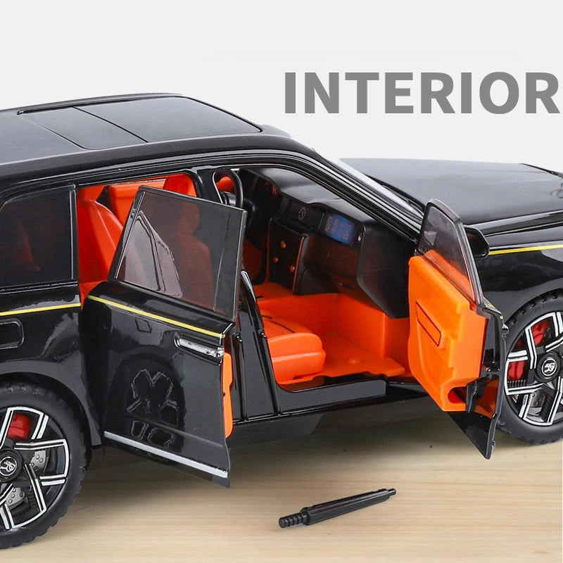 1:24 Rolls Royce Cullinan SUV Alloy Diecast Metal Model Car Pull Back Sound And Light Children's Toy Car Mini GT Miniature Gift