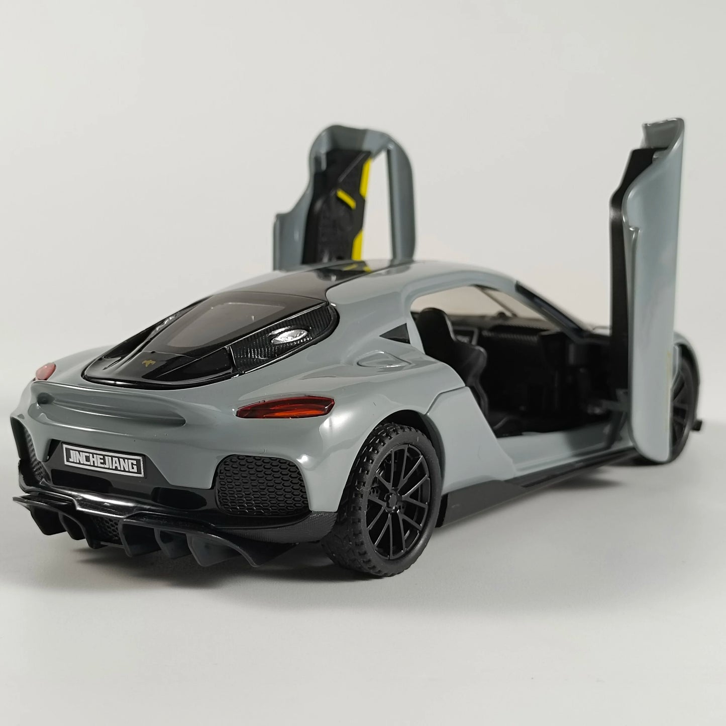 1:32 Gemera GT Super Sports Car Alloy Diecast Model Sound & Light Pull Back Toy Collection Of Hobby Decorative Fine Ornaments