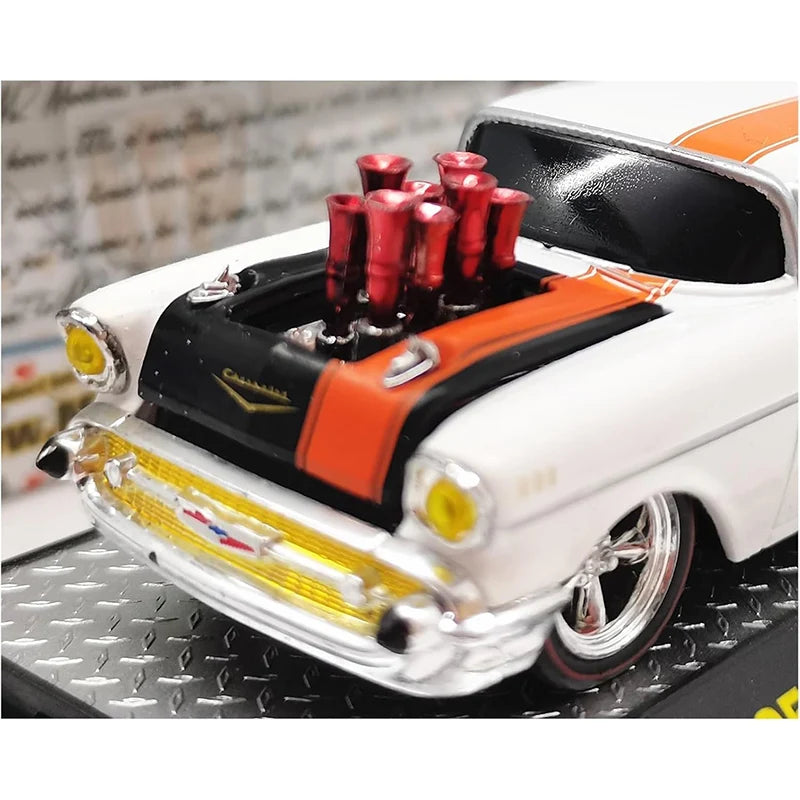 M2 Machines 1:64 1957 Alloy Car