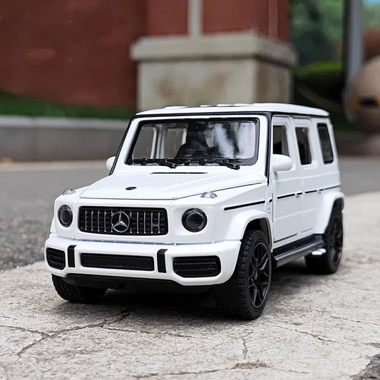 1:32 Benzs-G63 G63 SUV Alloy Car Model Diecast Metal Off-road Vehicles Car Model Simulation Sound Light Collection kids Toy Gift