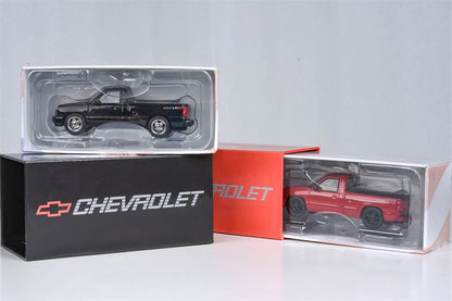 1:64 2006 Chevrolet Silverado Paragon64  Cateye Pickup Truck