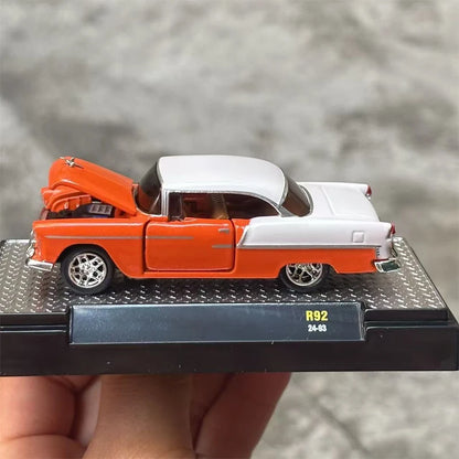 M2 Machines 1:64 Scale 1971 G10 Mercury Cougar