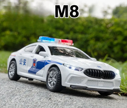 Scale 1:32 M8 Car Model