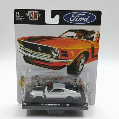 M2 Machines 1: 64 Scale 1970 Ford Mustang Boss 302 Alloy Car