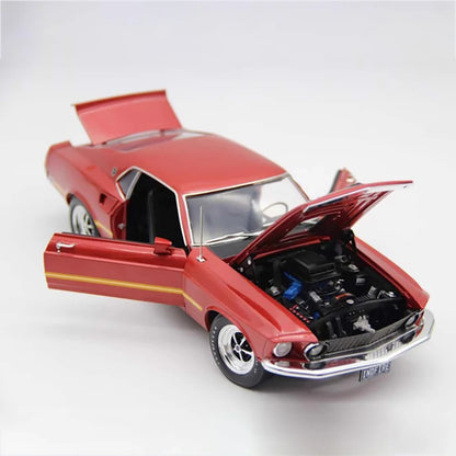 Metal Toy Car Model 1:18 Scale 1969 Ford Mustang Mach 1