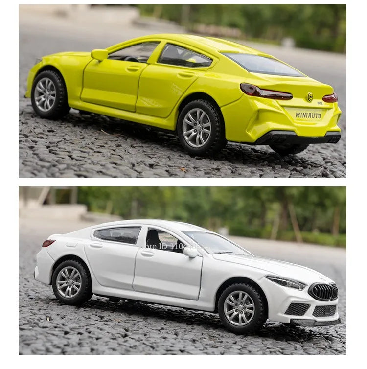 Scale 1:32 M8 Car Model