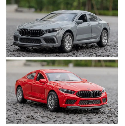 Scale 1:32 M8 Car Model