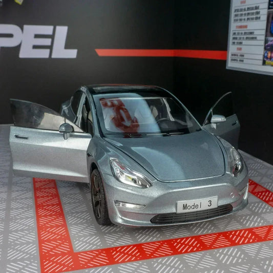 1/24 Scale Model 3 y