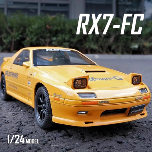 1:24 Initial D RX7-FC Street Car Model Miniature Toys Diecast Metal Shock Absorption Supercar Models Toys for Children Gifts