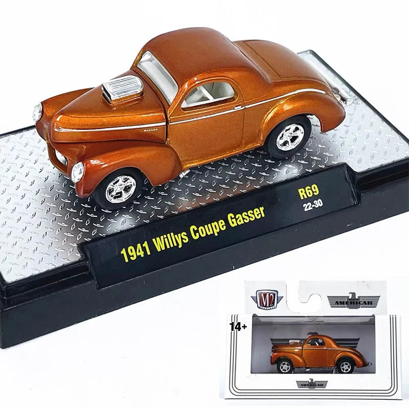 M2 Machines 1:64 1957 Alloy Car