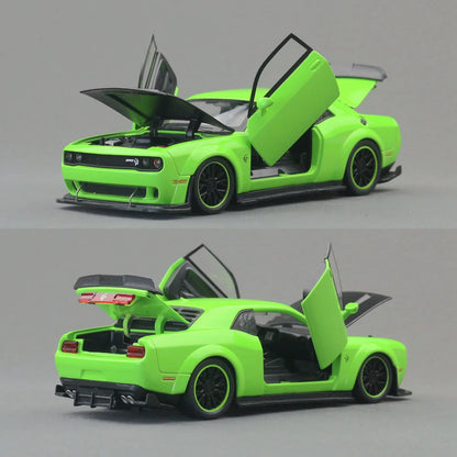 1:32 Dodge Challenger SRT Redeye Hellcat Alloy Musle Car