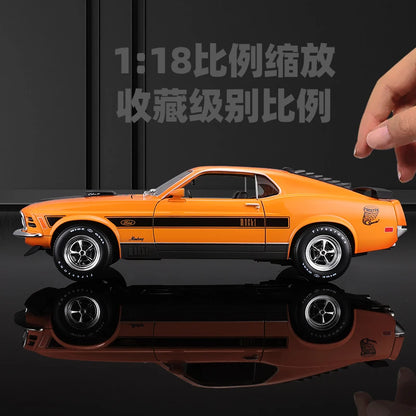 Maisto 1:18 1970 Ford Mustang Mach 1