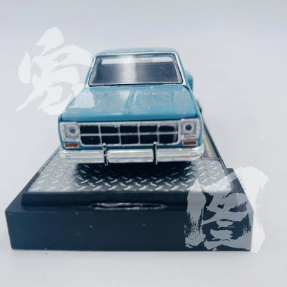 M2 Machines 1/64 Car model 1977 Super 30