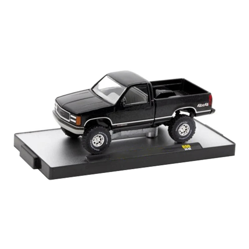 M2 Machines 1:64 Scale 1974 W 200 Diecast Alloy Car Model Pickup Limited Collection