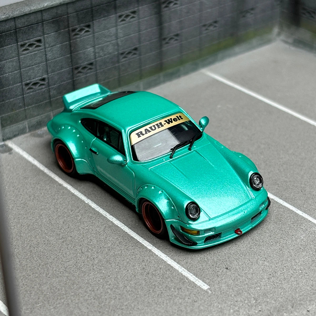 CM Model 1：64 964 Widebody diecast